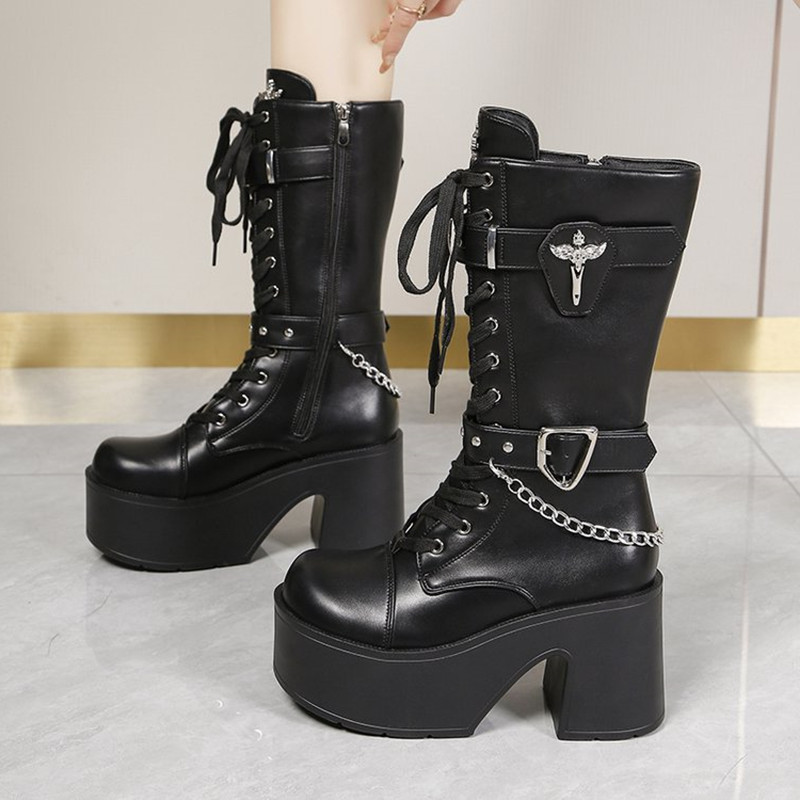 Botas de cano médio com salto  - Motorcycle Chain avaliação e preço